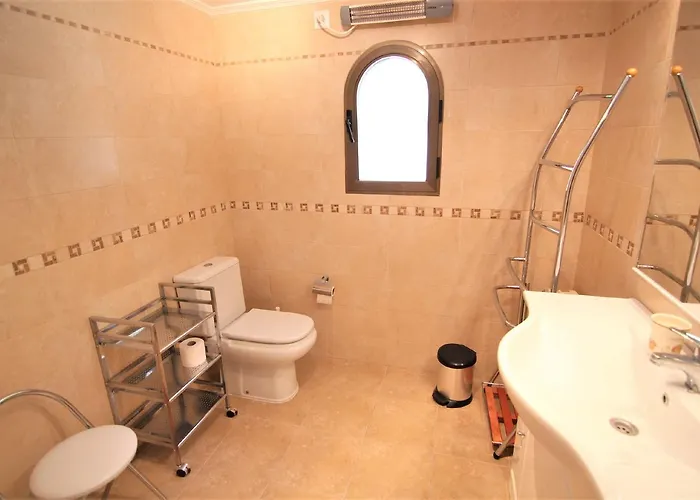 Maryvilla 240 * Calp