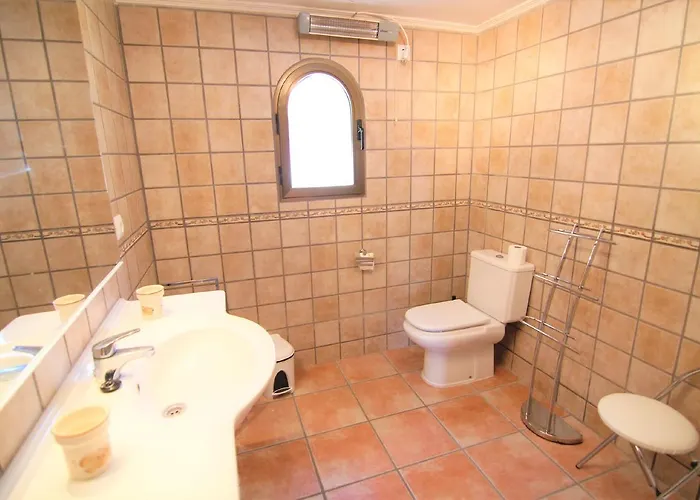 Maryvilla 240 * Calp